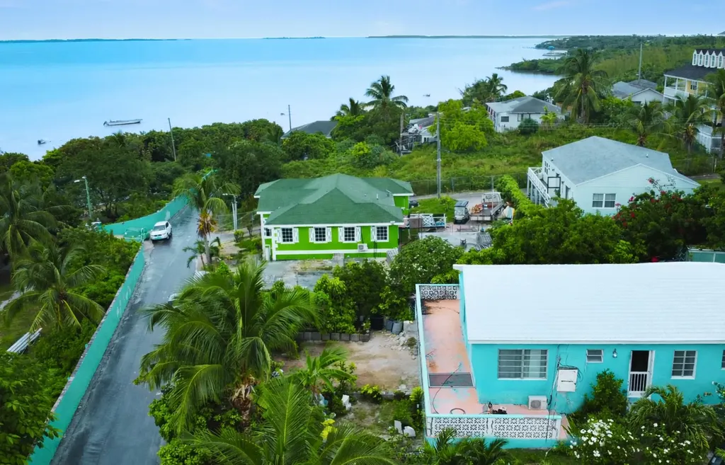 Dunmore Street Eleuthera BS