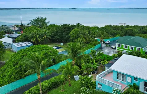 Dunmore Street Eleuthera BS