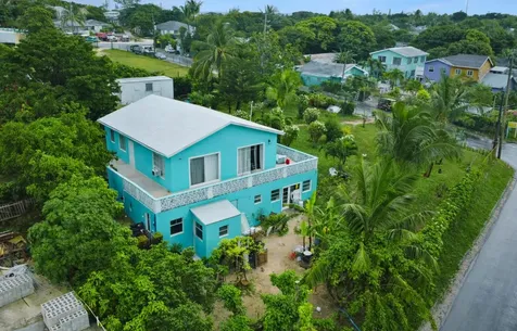 Dunmore Street Eleuthera BS