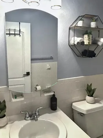 Dunmore Street Eleuthera BS