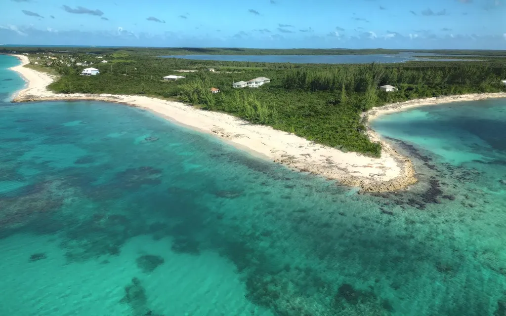 3 Acre East Bonefish Bay San Salvador BS