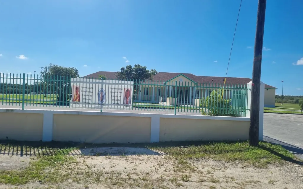 3 Acre East Bonefish Bay San Salvador BS