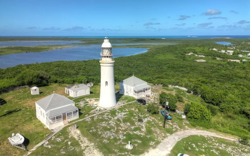 3 Acre East Bonefish Bay San Salvador BS