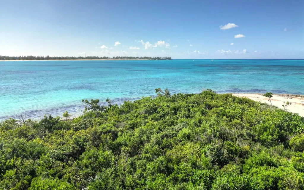 3 Acre East Bonefish Bay San Salvador BS