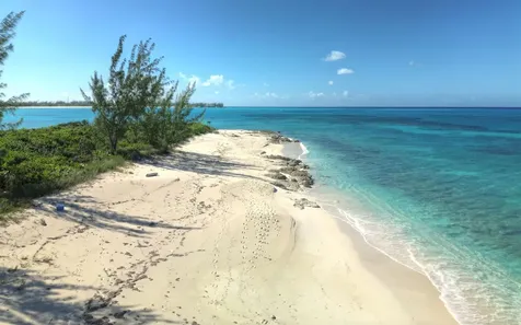 3 Acre East Bonefish Bay San Salvador BS