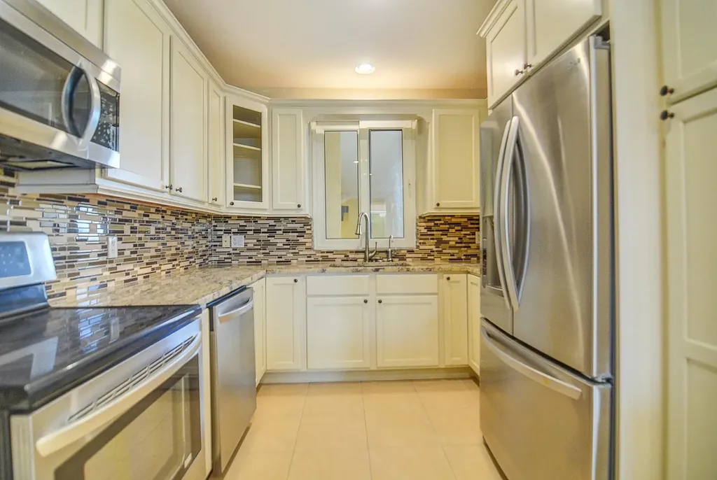 Harbour Breeze New Providence Paradise Island BS