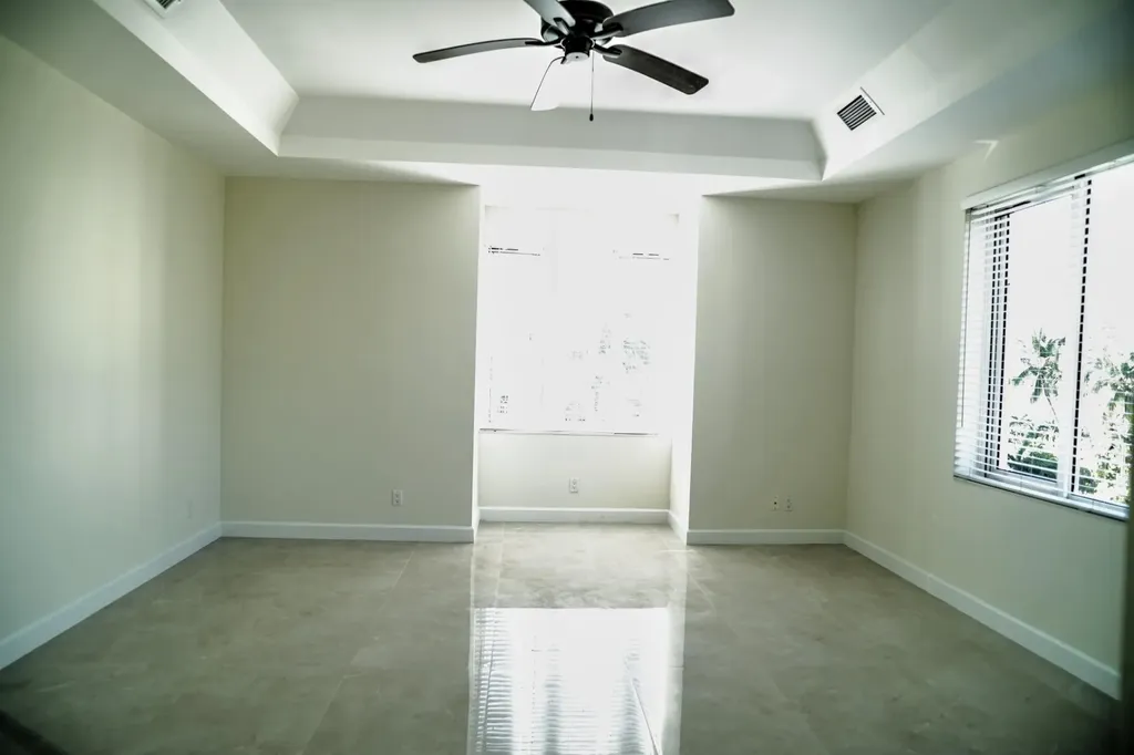 Harbour Breeze New Providence Paradise Island BS