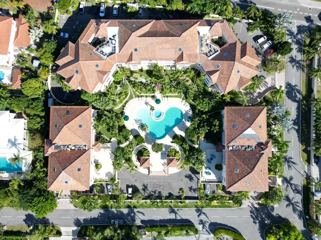 Harbour Breeze New Providence Paradise Island BS