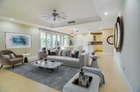 Harbour Breeze New Providence Paradise Island BS