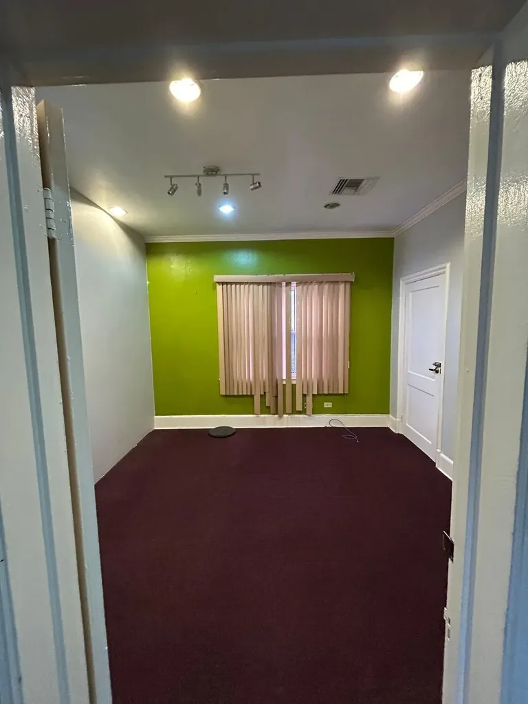 East Street North 39 New Providence Paradise Island BS