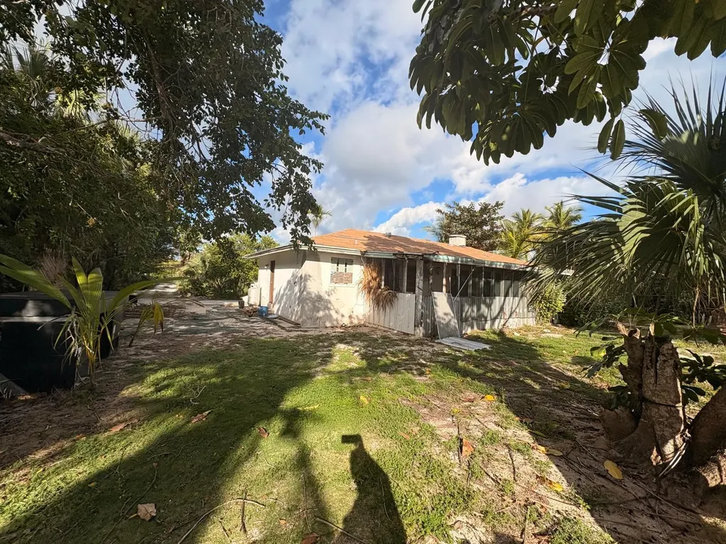 Adelaide Beach Drive 55 New Providence Paradise Island BS