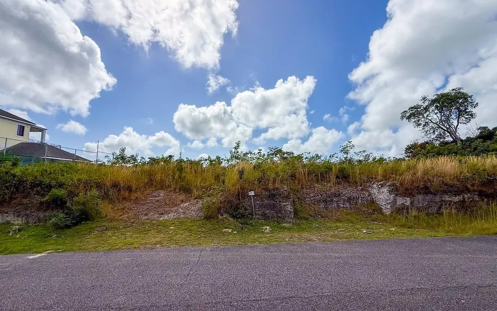 Lot 124, Killarney Shores New Providence Paradise Island BS