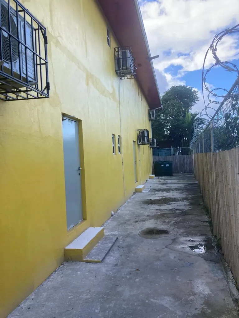 Robinson Road New Providence Paradise Island BS