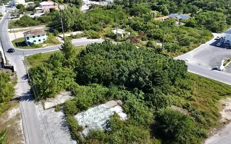 Elizabeth Avenue & Bay Street Abaco BS