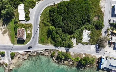 Elizabeth Avenue & Bay Street Abaco BS