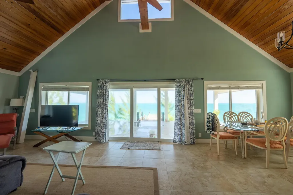 Lot 8, Boiling Hole Point Abaco BS