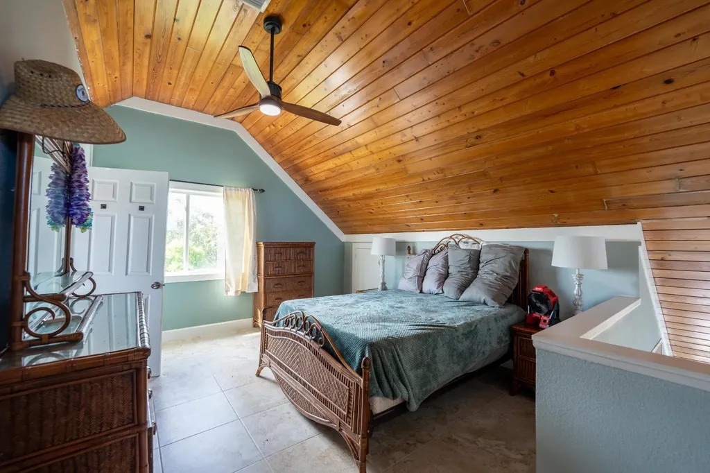 Lot 8, Boiling Hole Point Abaco BS