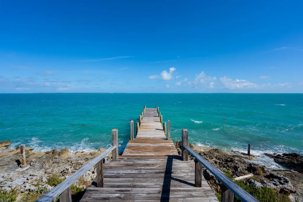 Lot 8, Boiling Hole Point Abaco BS