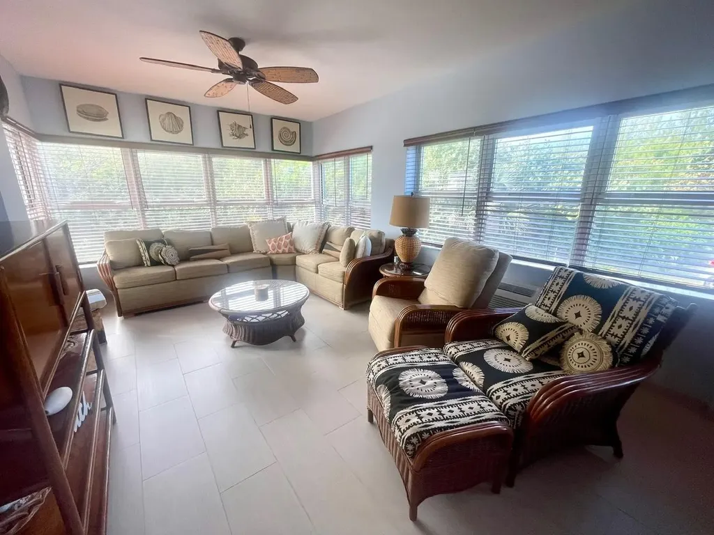 Riviera Towers Grand Bahama Freeport BS