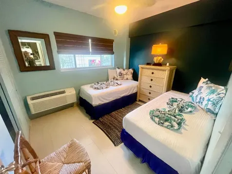Riviera Towers Grand Bahama Freeport BS