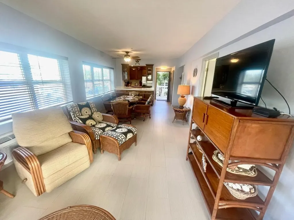 Riviera Towers Grand Bahama Freeport BS