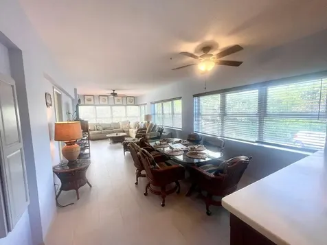 Riviera Towers Grand Bahama Freeport BS