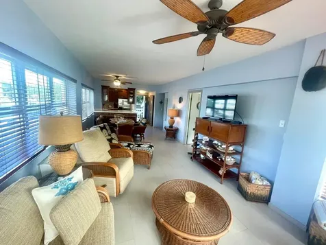 Riviera Towers Grand Bahama Freeport BS