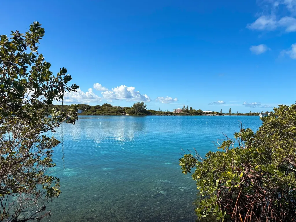 Man O War Cay Abaco BS