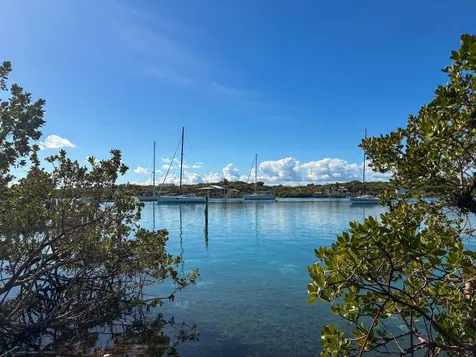 Man O War Cay Abaco BS