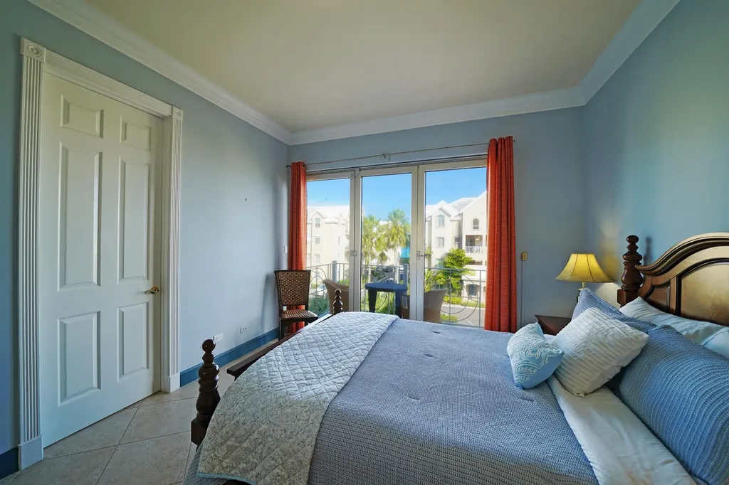 Palmshores Love Beach Wal 8 New Providence Paradise Island BS