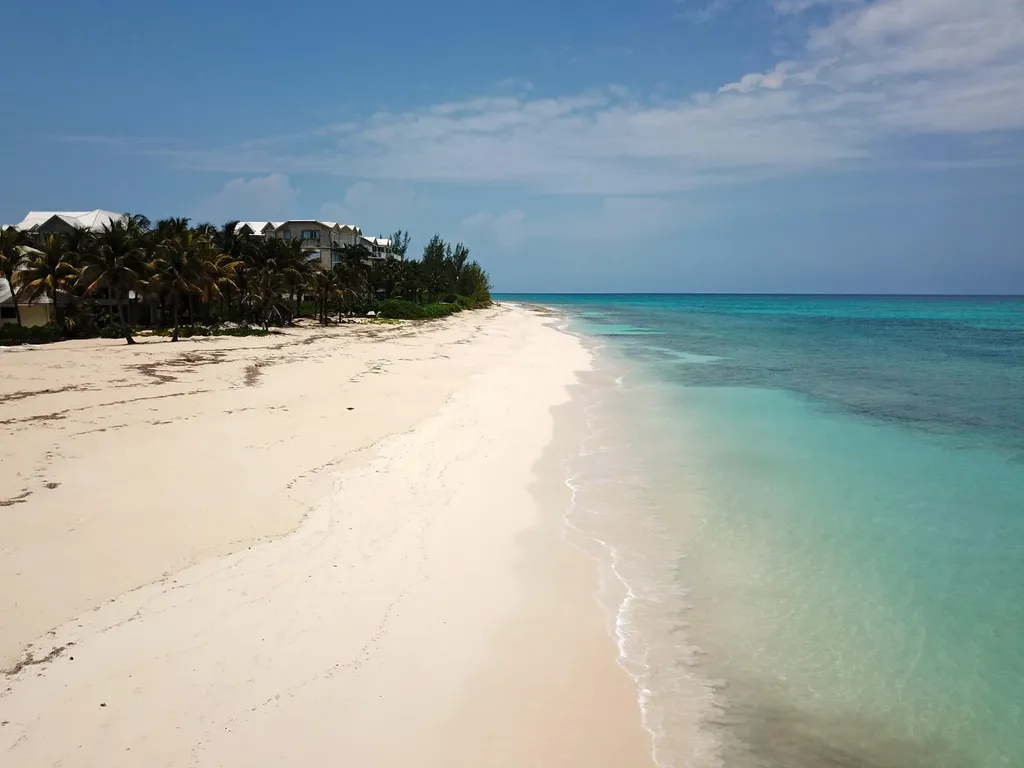 Palmshores Love Beach Wal 8 New Providence Paradise Island BS