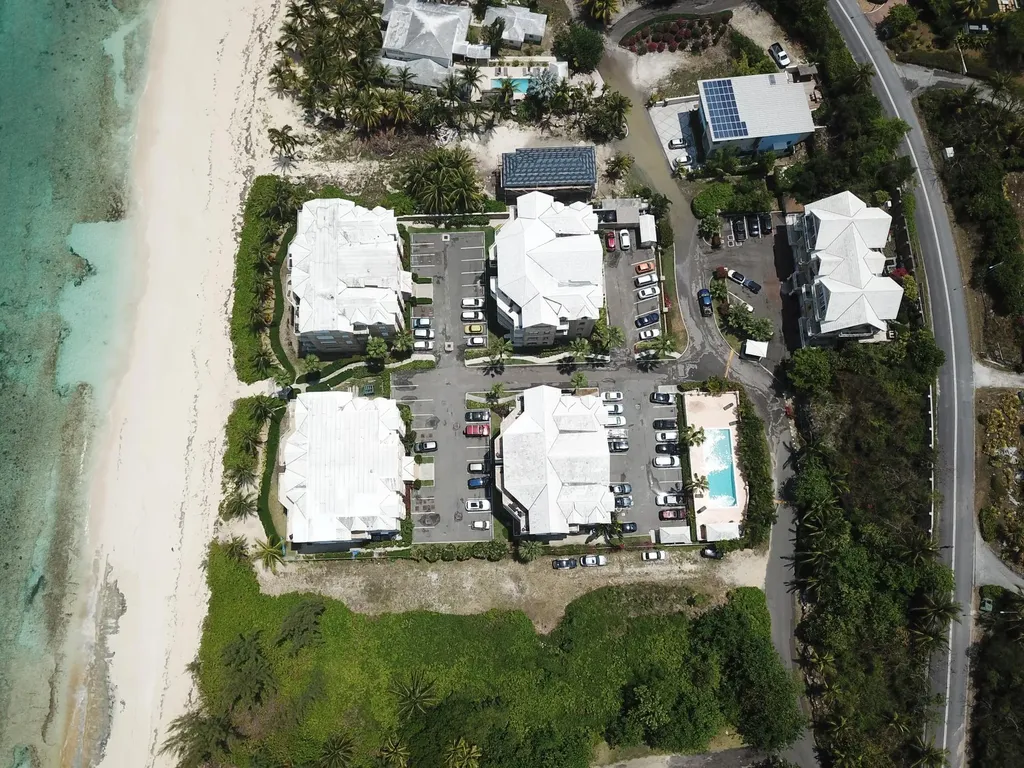 Palmshores Love Beach Wal 8 New Providence Paradise Island BS