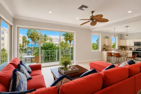 Palmshores Love Beach Wal 8 New Providence Paradise Island BS