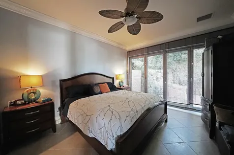 Palmshores Love Beach Wal 8 New Providence Paradise Island BS