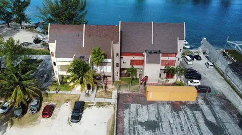 Harbour Side West, West B New Providence Paradise Island BS