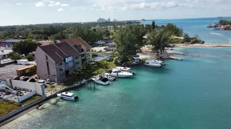 Harbour Side West, West B New Providence Paradise Island BS