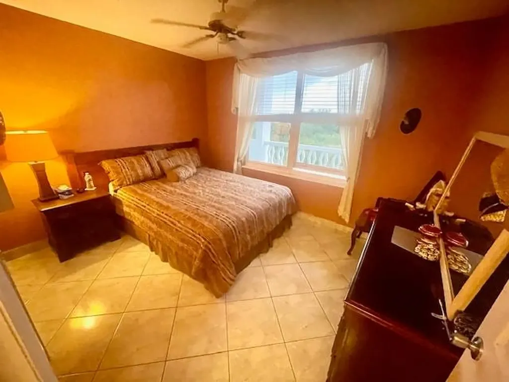 Jansel Court Grand Bahama Freeport BS