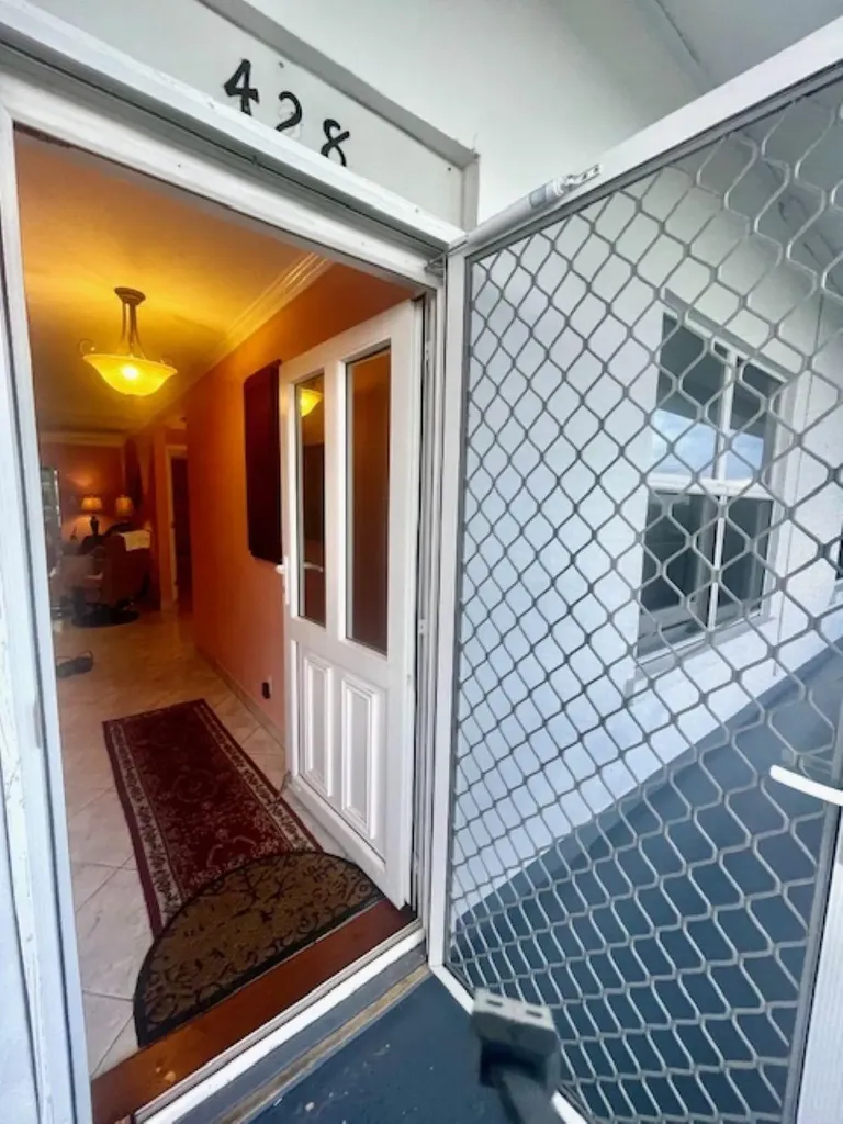 Jansel Court Grand Bahama Freeport BS