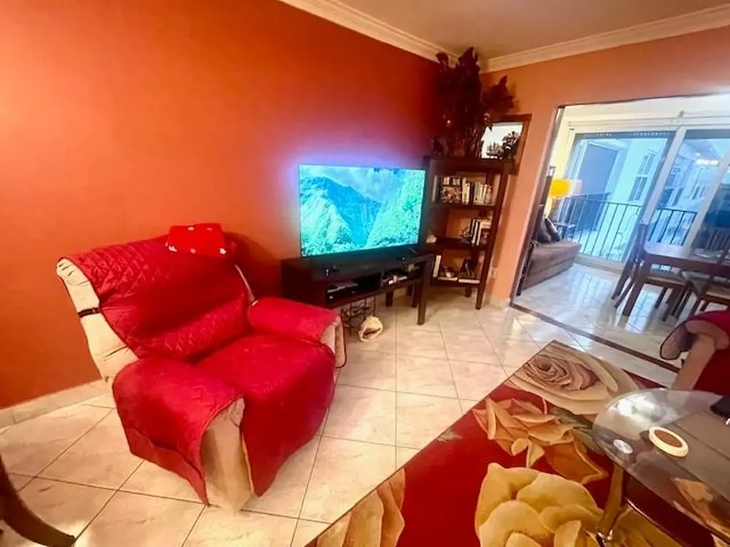 Jansel Court Grand Bahama Freeport BS