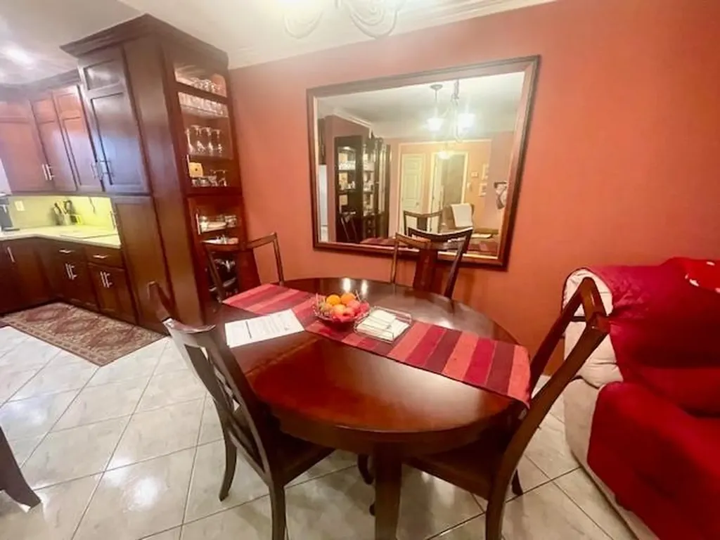 Jansel Court Grand Bahama Freeport BS