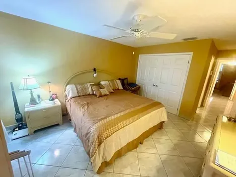 Jansel Court Grand Bahama Freeport BS