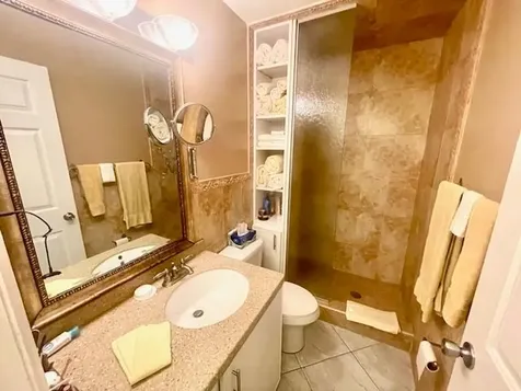 Jansel Court Grand Bahama Freeport BS