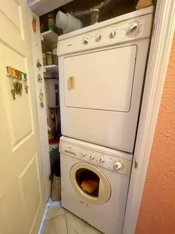 Jansel Court Grand Bahama Freeport BS