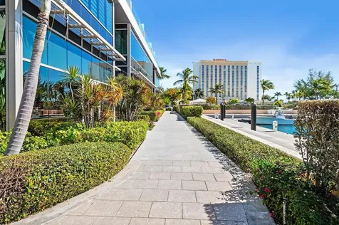 Harbour Drive New Providence Paradise Island BS