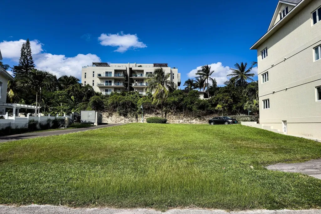 Harbour Colony Ii 11 New Providence Paradise Island BS