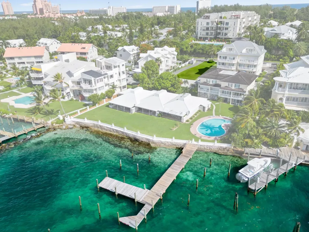 Harbour Colony Ii 11 New Providence Paradise Island BS