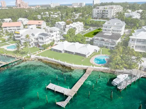 Harbour Colony Ii 11 New Providence Paradise Island BS