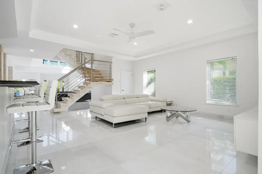 Kingfisher Island 20 New Providence Paradise Island BS