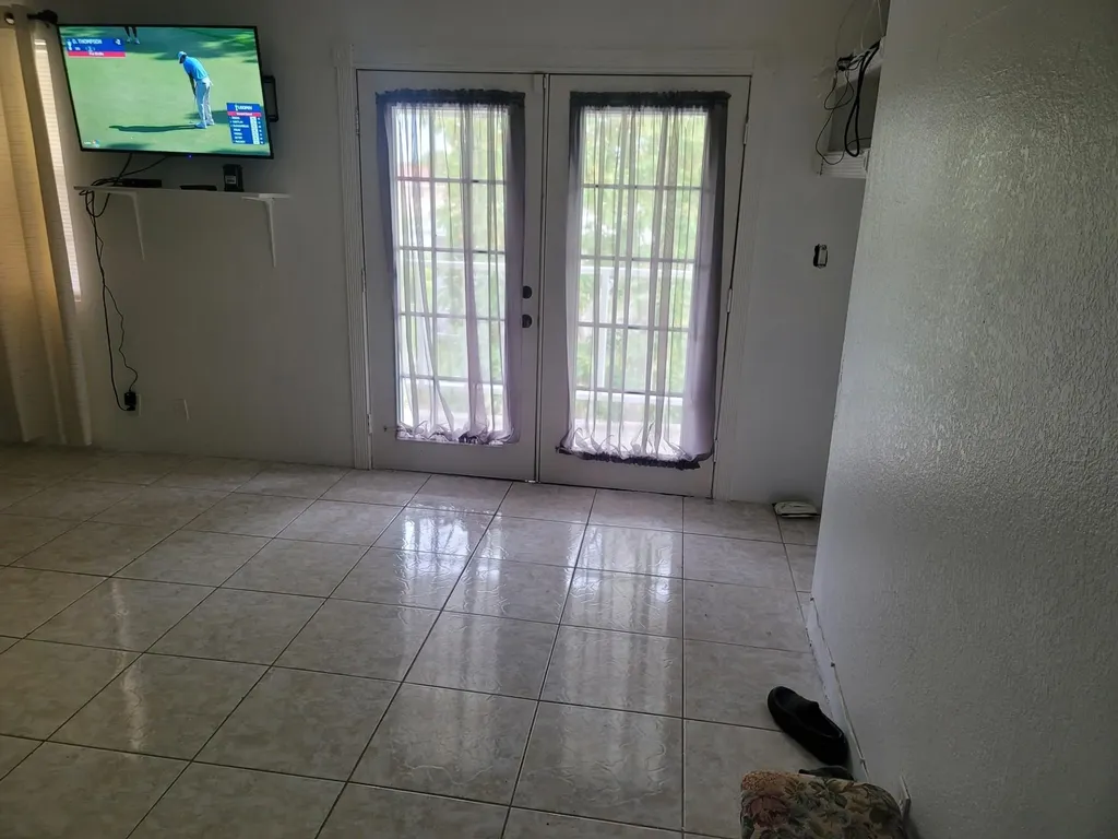 Pine Forest, West Grand B Grand Bahama Freeport BS