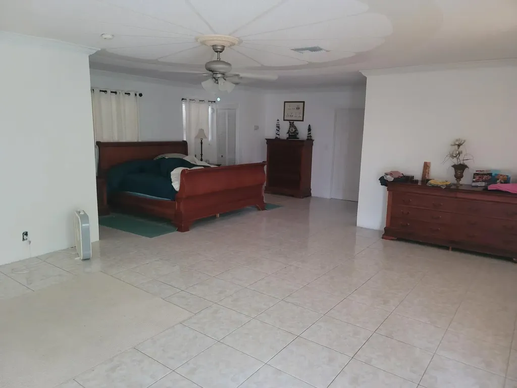 Pine Forest, West Grand B Grand Bahama Freeport BS